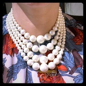 Vintage faux pearl necklace